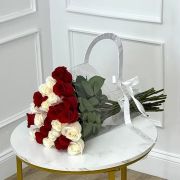 L’Alliance Parfaite – 26 Roses Rouges et Blanches